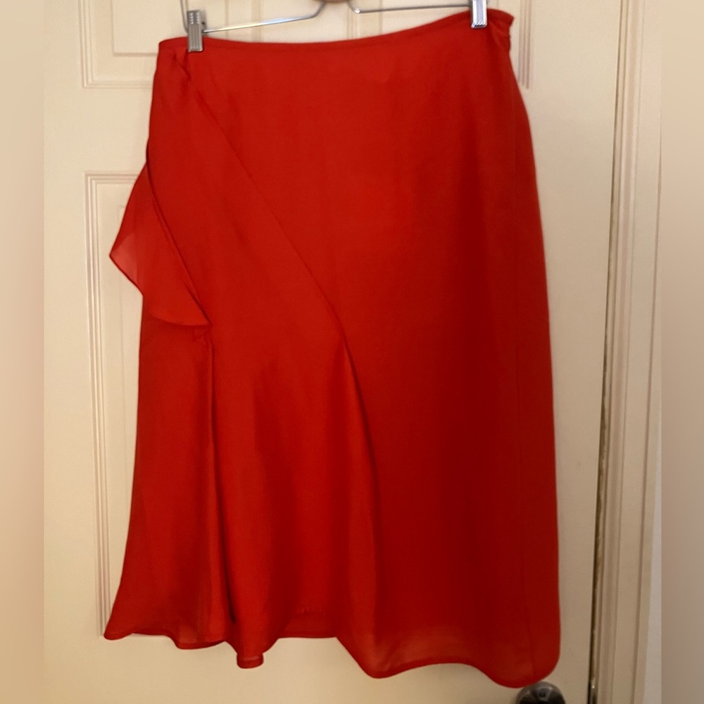 Victoria Beckham 100% silk red ruffle skirt sexy chic summer US 10 UK 14